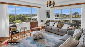 Bermagui Breeze Holiday House 5 bedroom 18-20 Mumbulla Street - Bermagui